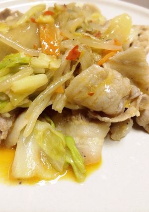 ほんのりココナッツの香り❤︎塩野菜炒め-レシピのメイン写真