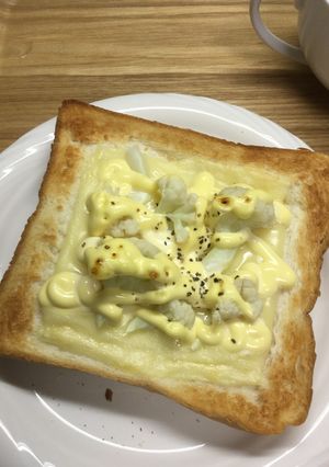 カリフラワーのチーズトースト-レシピのメイン写真