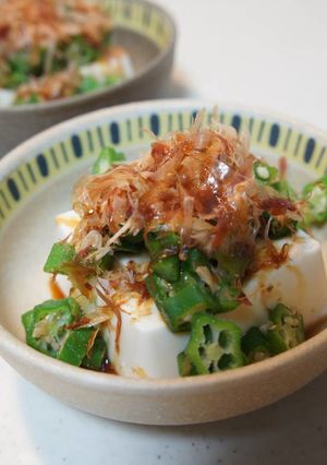 絹豆腐にオクラをのせて-レシピのメイン写真