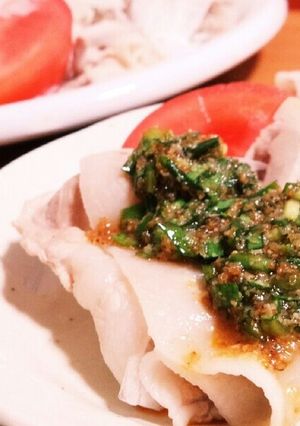 ニラたっぷりダレ＊豚肉温しゃぶ-レシピのメイン写真