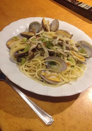 きのことセロリのボンゴレビアンコ-レシピのメイン写真