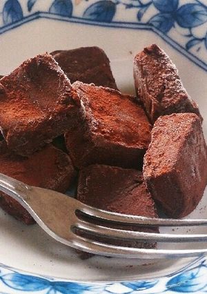 後味さっぱり☆一口サイズの生チョコアイス-レシピのメイン写真