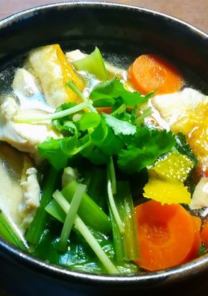 人参と、ヤゲン軟骨のお雑煮　発酵玉葱-レシピのメイン写真