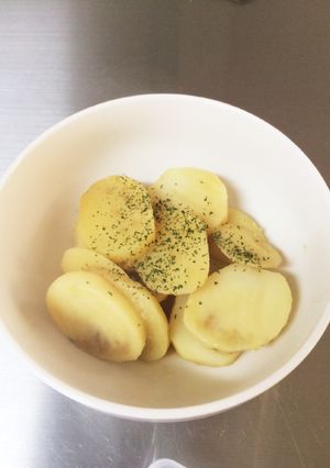 つけあわせに♪じゃがいものコンソメ煮-レシピのメイン写真