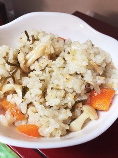塩昆布で炊き込みご飯-レシピのメイン写真