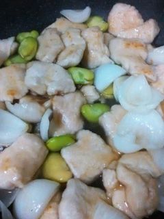 鶏ムネ肉とそら豆の塩炒め-レシピのメイン写真