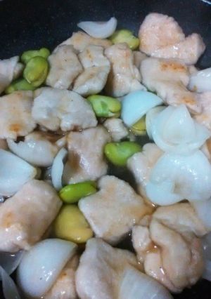 鶏ムネ肉とそら豆の塩炒め-レシピのメイン写真