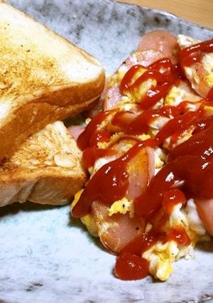 貧乏という名の電車・魚肉ソーセージソテー-レシピのメイン写真