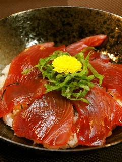 カツオを使った漬け丼-レシピのメイン写真