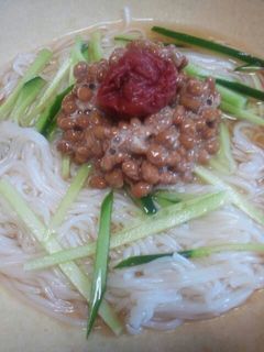 【主婦メシ】納豆梅そうめん-レシピのメイン写真