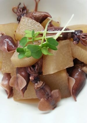 懐かしい味！ホタルイカと大根の煮物♪-レシピのメイン写真