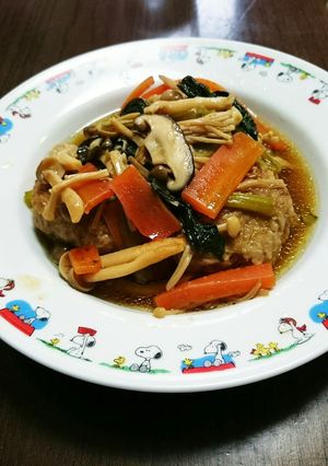 野菜たっぷり和風にこみハンバーグ-レシピのメイン写真
