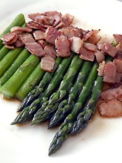簡単!アスパラとベーコンのめんつゆ炒め-レシピのメイン写真
