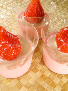 イチゴたっぷりストロベリームース-レシピのメイン写真