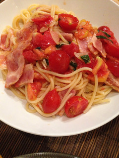 お酒に合うトマトの冷製パスタ♡-レシピのメイン写真