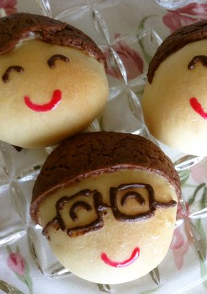 父の日に！父の似顔絵メロンパン-レシピのメイン写真