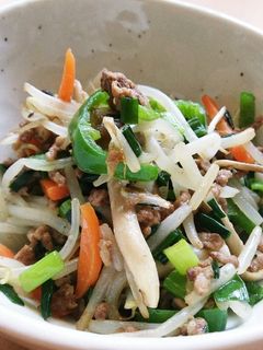 ✰鶏ガラで野菜炒め✰-レシピのメイン写真