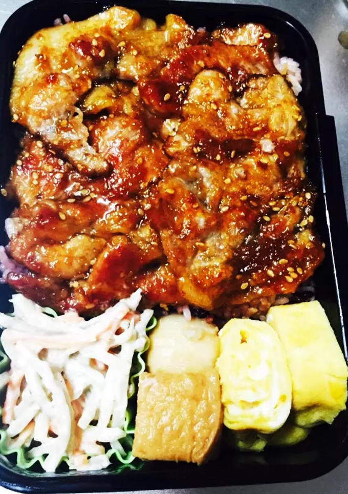 褒めてもらえる生姜焼き^ - ^-レシピのメイン写真