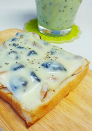 レーズンとアーモンドのチーズトースト-レシピのメイン写真