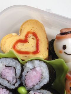 キャラ弁に☆切れ目がないハート型の卵焼き-レシピのメイン写真