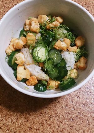 標津秋鮭味あられときゅうりのバラごはん-レシピのメイン写真