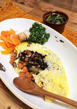 オリーブオイルで♪納豆ひじきオムレツ-レシピのメイン写真