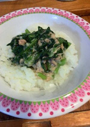 時短簡単！子供、夏バテにも！春菊とろろ丼-レシピのメイン写真