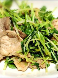 *豚肉と豆苗のオイスター炒め*-レシピのメイン写真