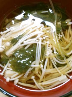 簡単! 和食に えのきと三つ葉のお吸い物-レシピのメイン写真