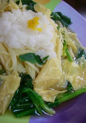 ほうれん草と湯葉のスープパスタ-レシピのメイン写真