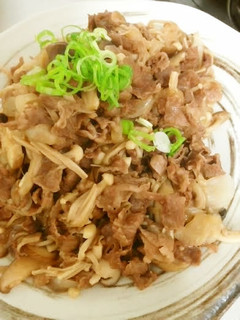 牛肉ときのこと新玉ねぎ醤油バター煮-レシピのメイン写真