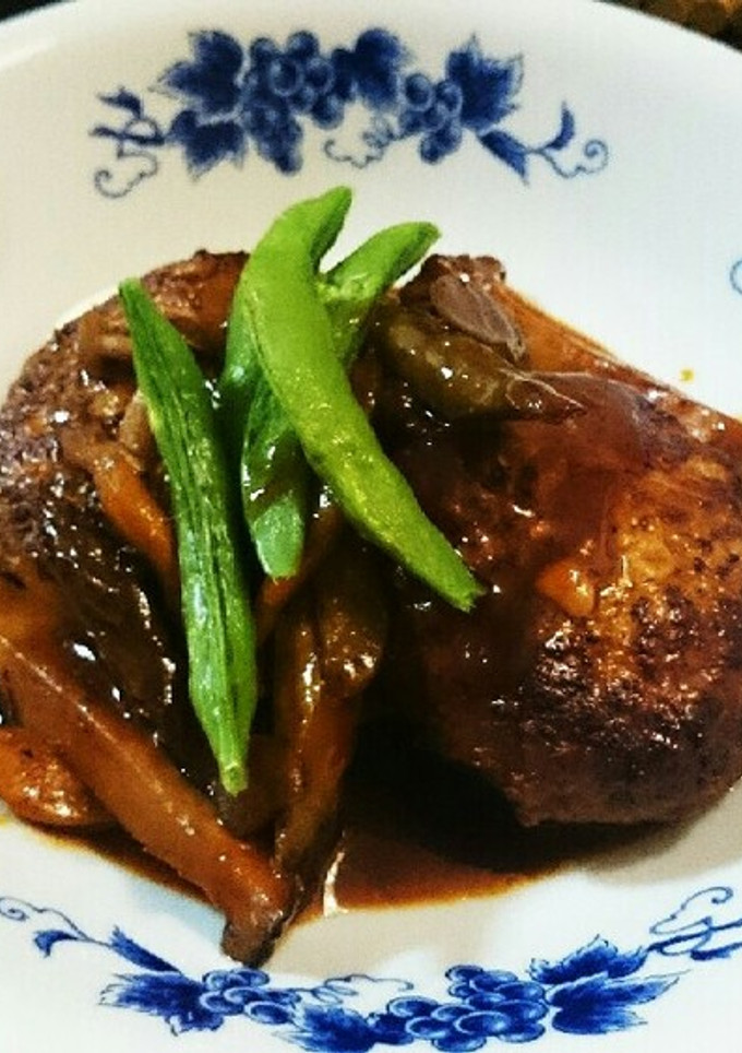 シロさんの簡単煮込みハンバーグ-レシピのメイン写真