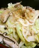 冷凍うどんの生姜焼きだれ煮込み
