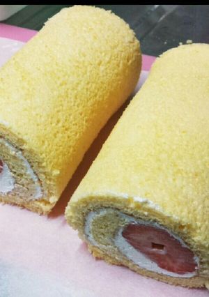 莓ロールケーキ-レシピのメイン写真