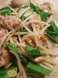 ☆夏にピッタリ☆鶏肉とオクラのレモン炒め-レシピのメイン写真