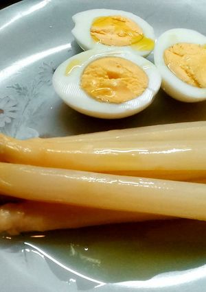 白アスパラガスのゆで卵添え-レシピのメイン写真
