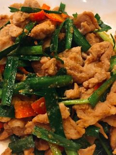 簡単すぎる☆豚コマとニラの甘辛胡麻炒め-レシピのメイン写真