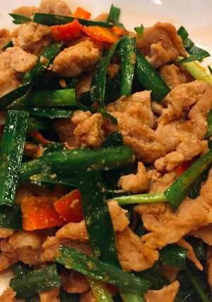 簡単すぎる☆豚コマとニラの甘辛胡麻炒め-レシピのメイン写真