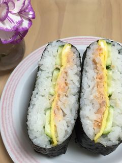 シャケマヨおにぎらず-レシピのメイン写真