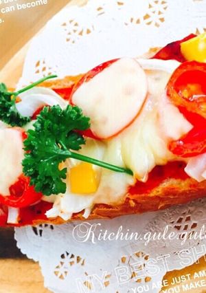 新タマネギ&トマトのピザトースト-レシピのメイン写真