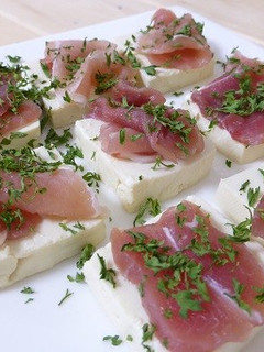 生ハム豆腐-レシピのメイン写真