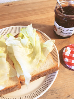 いちごレタスサンド-レシピのメイン写真