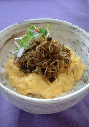 ふわふわたまごの山椒じゃこ丼-レシピのメイン写真