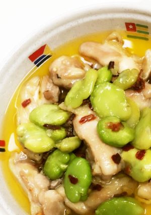 簡単！そら豆と鶏肉のアヒージョ！-レシピのメイン写真