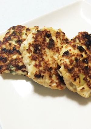 簡単★大葉と鶏挽肉のふわふわ味噌バーグ-レシピのメイン写真
