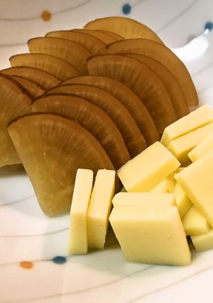 いぶりがっこチーズ-レシピのメイン写真
