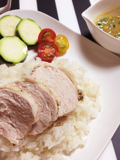 下拵えナシ!蒸し鶏のご飯☆カオマンガイ風-レシピのメイン写真
