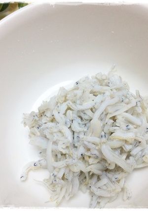 離乳食　しらすの塩抜き-レシピのメイン写真
