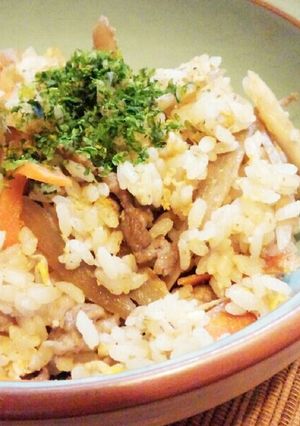 きんぴらリメイク☆肉ごぼうごはん-レシピのメイン写真