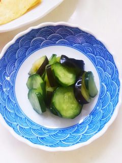 きゅうりとなすの梅昆布茶の浅漬け☆-レシピのメイン写真